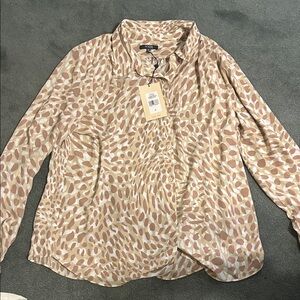 Jones New York Women's Beige and White Blouse